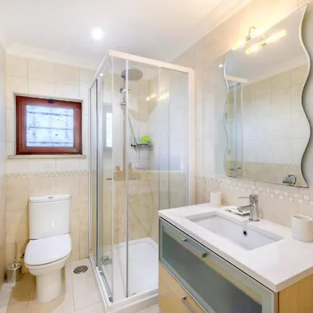 Modern Summer Family House E Olhos De Agua 度假居 *