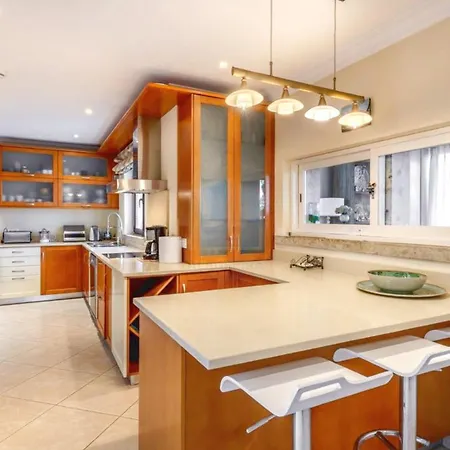 度假居 Modern Summer Family House E Olhos De Agua *